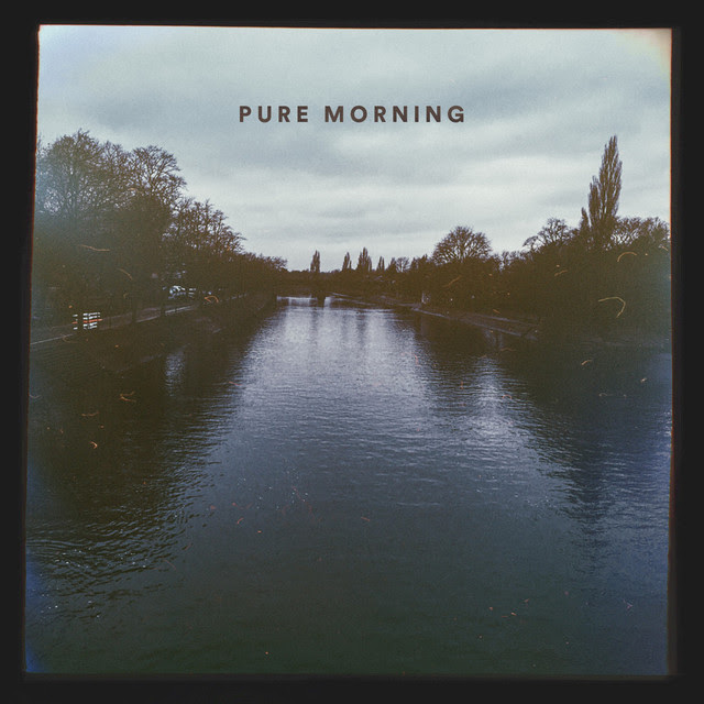 Benjamin Francis Leftwich Bawa Ulang “Pure Morning” Milik Placebo