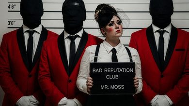 Mr.Moss - Take a Bow 1