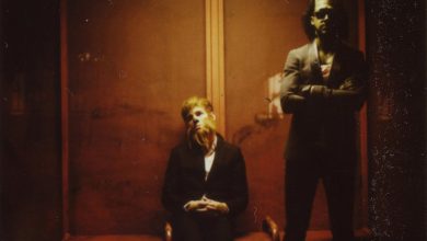Dead Man's Bones, duo Ryan Gosling dan Zach Shields, berkostum monster dalam foto pers resmi